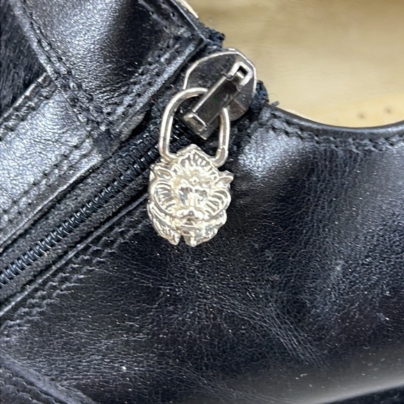 lavorazione artigiana Oxford Shoes main image 9